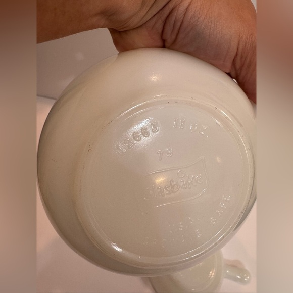 4 Vintage Glasbake White Milk Glass Soup Chili Cereal Bowls w/ Handle 11oz J2663 - Picture 4 of 9